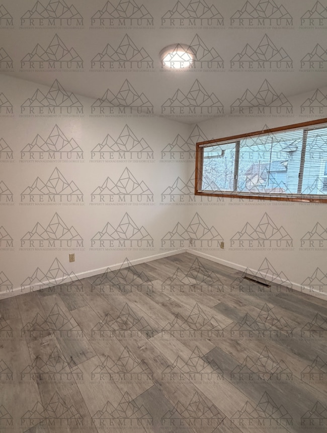 Photo - 9th St Triplex Unidad 1505 East 9th St