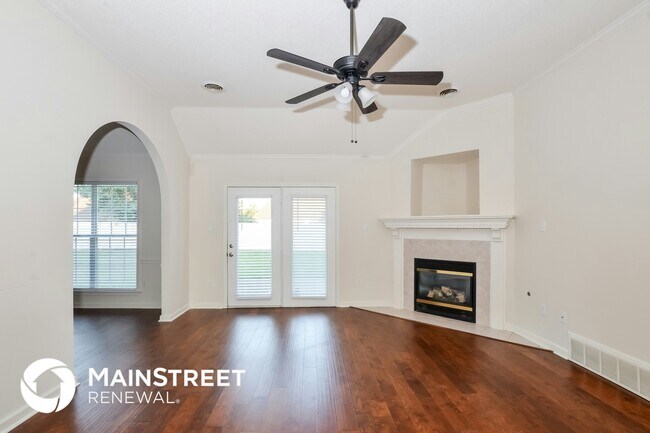 Photo - 4462 Alixs Dr