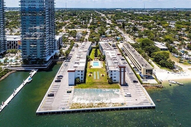 Building Photo - 4500 N Flagler Dr Unit B20