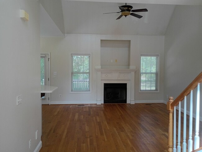 399 Cook Rd
