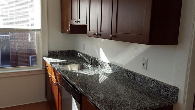 Photo - 22 Commonwealth Terrace Apartment Unit 2