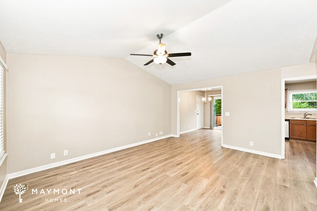 415 Country Village Dr