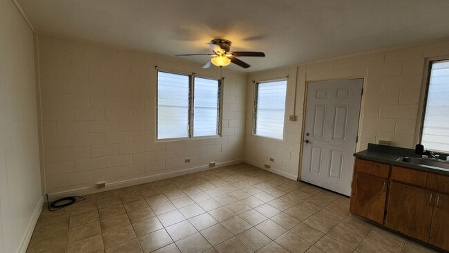Photo - 1 bedroom, 1 bath, 1 parking unit in 4 unit single level buiding in Kalihi Unit 1