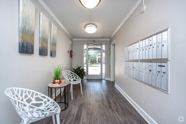 Lobby - Midtown Towers