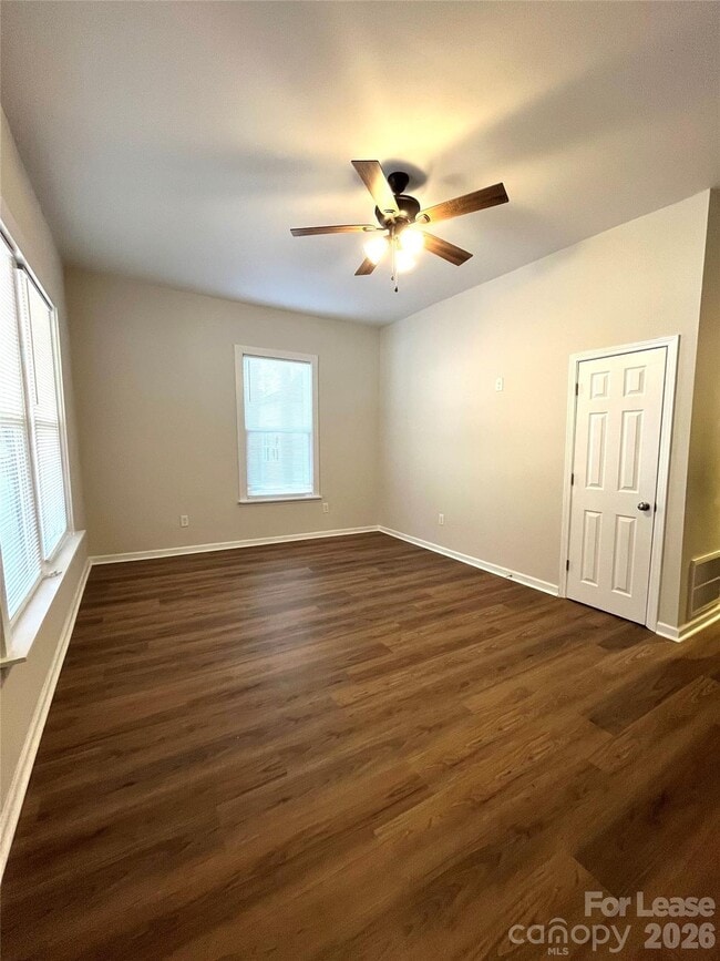 Photo - 711 S Jackson St Unit 101