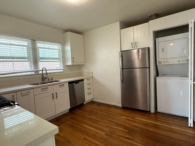 Photo - 1 Bedroom 1 Bath Craftsman Style Cottage available NOW