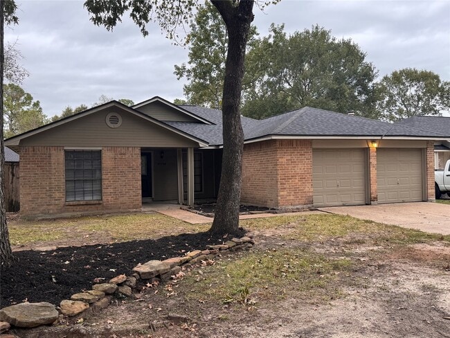 Photo - 2827 Parkwood Manor Dr