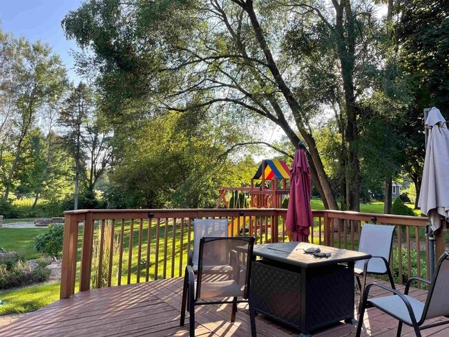 Photo - 6221 Old Middleton Rd