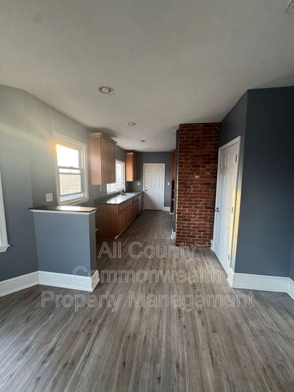 Photo - 8 Elm St Unit 3