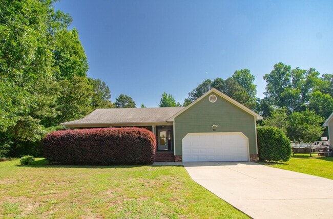 Building Photo - Coming Soon! 3 Bedroom 2 Bathroom- Large Lot!