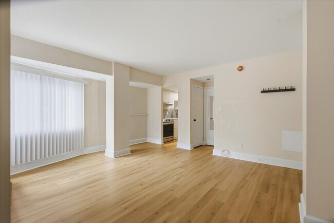 Photo - 1825 T St NW Unit 401