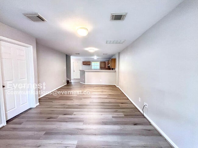 Photo - 2300 Abernathy St
