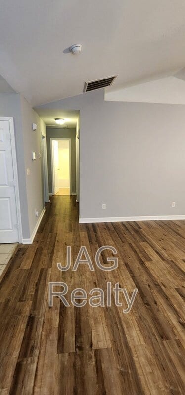 Photo - 1912 Holly St