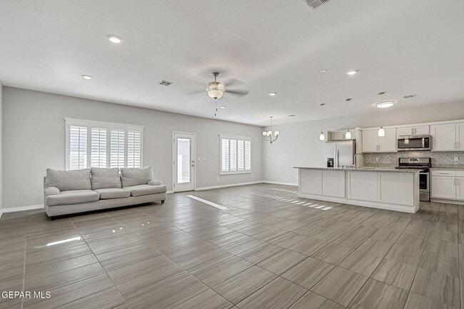 Photo - 261 Emerald Sun Dr