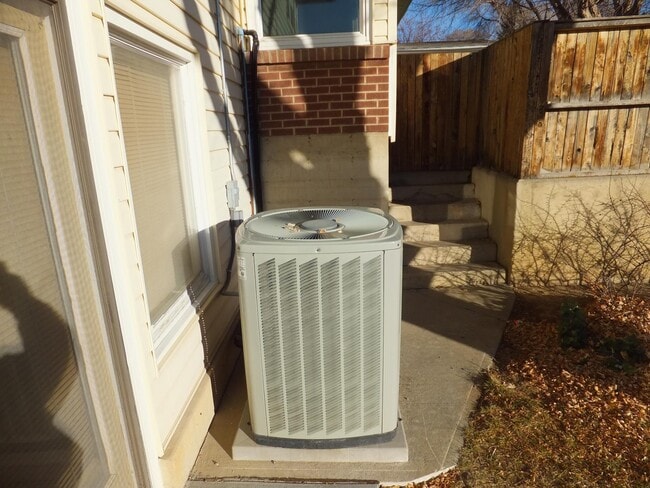 Photo - 1702 Edgar St