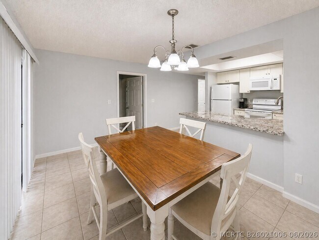Photo - 9262 Green Meadows Way