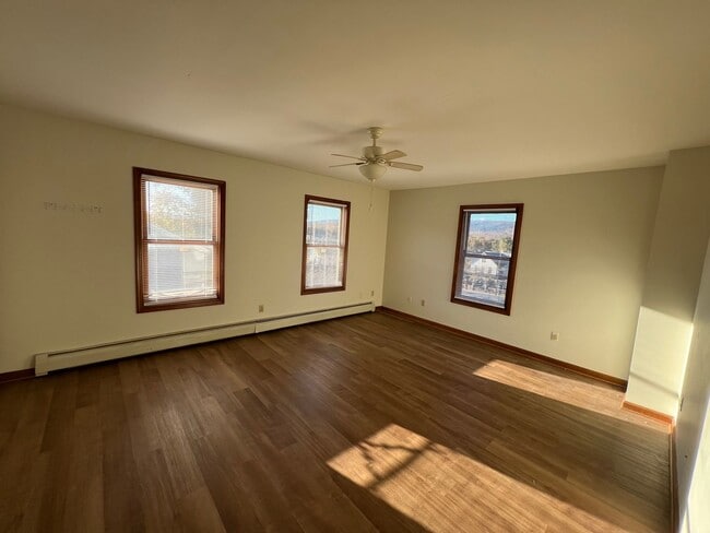 Photo - 201-215 1st Street Apartment Unit 211 #2