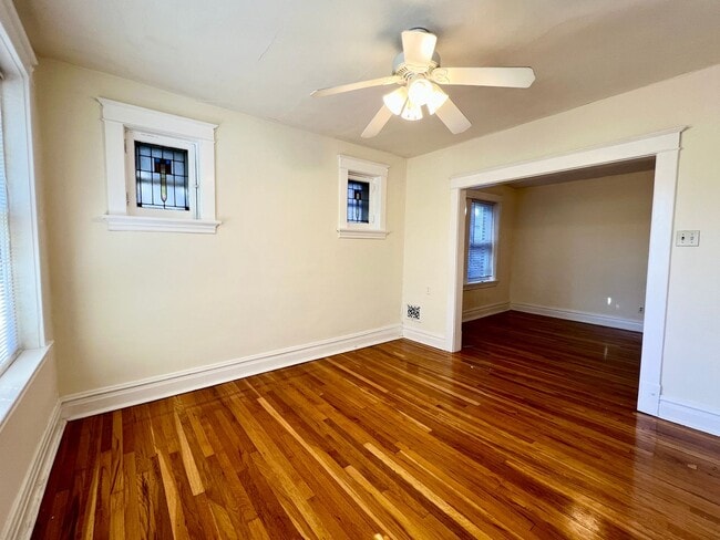 Photo - 911 St Rita Ave