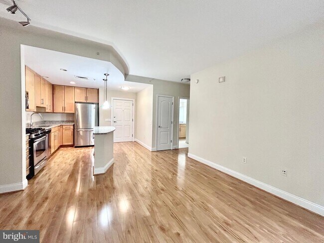 Photo - 525 N Fayette St Unidad 117