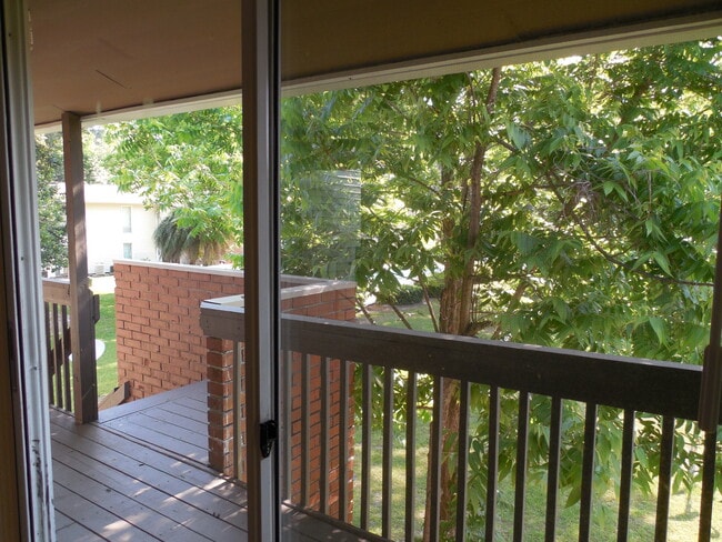Photo - Castlewood Apartments