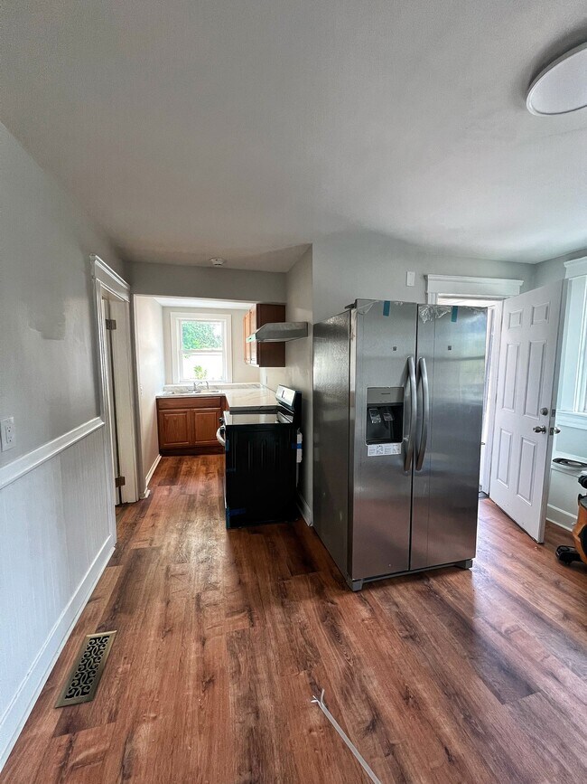 Photo - 237 Cowden St Unit 1