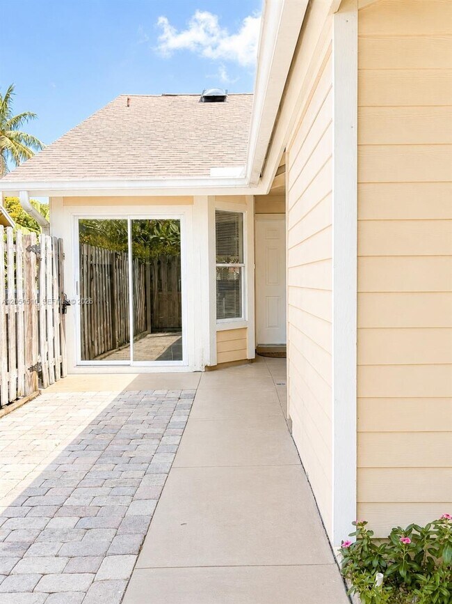 Photo - 12686 Westhampton Cir