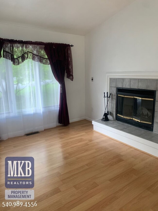 Photo - 7847 Forest Edge Dr