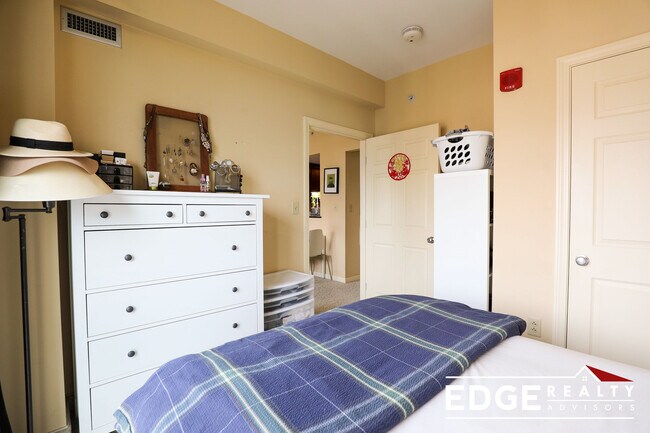 Photo - 6 Johnny Ct Unidad 1502