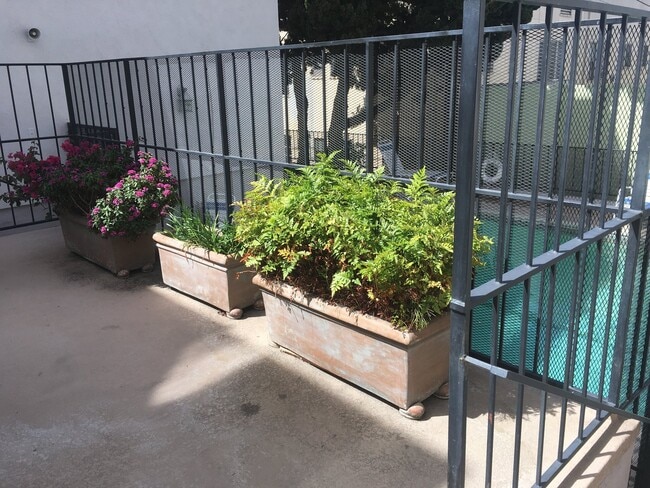 2055 Rodney Dr Unit 108