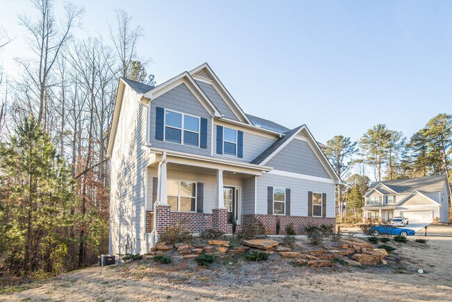 Photo - Impressive 5 bedroom Home located in Lawrenceville!