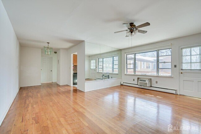 Photo - 55 Gill Ln Unidad 6