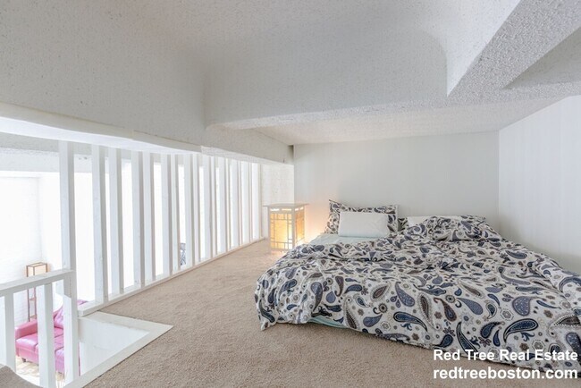Photo - 61 Brookline Ave Unit 214