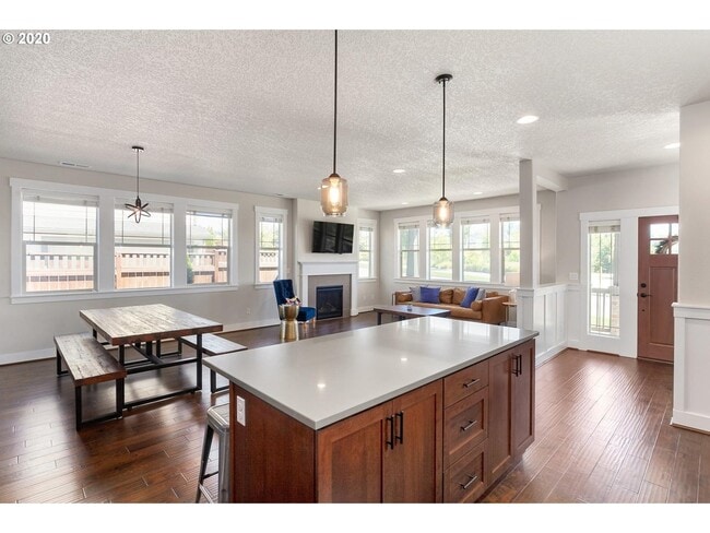 Photo - 15075 NW Rossetta St