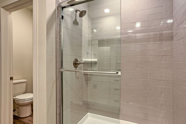 Photo - 4768 Champlain Dr Unit 4768 Champlain Dr