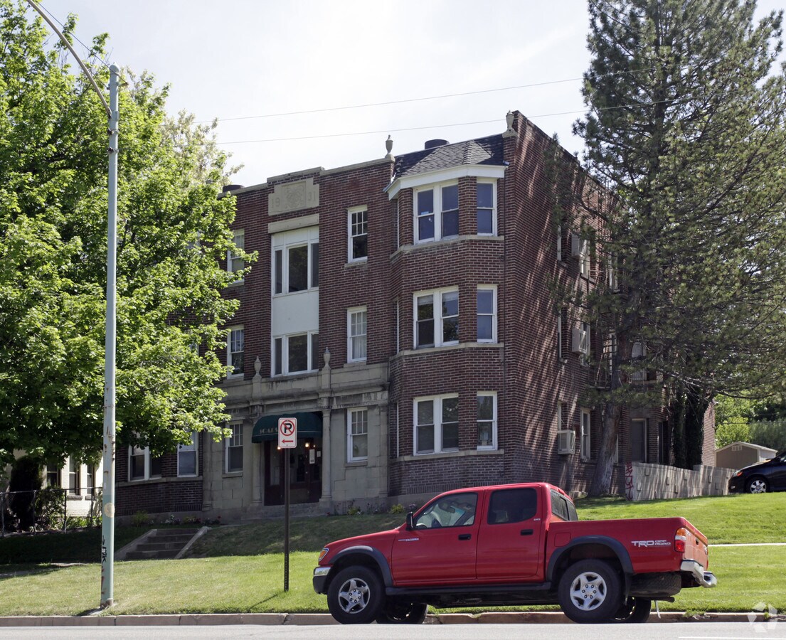 Photo - Scarsdale Apartments
