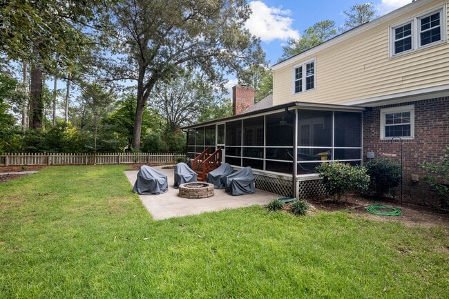 Photo - 327 Plantation Dr