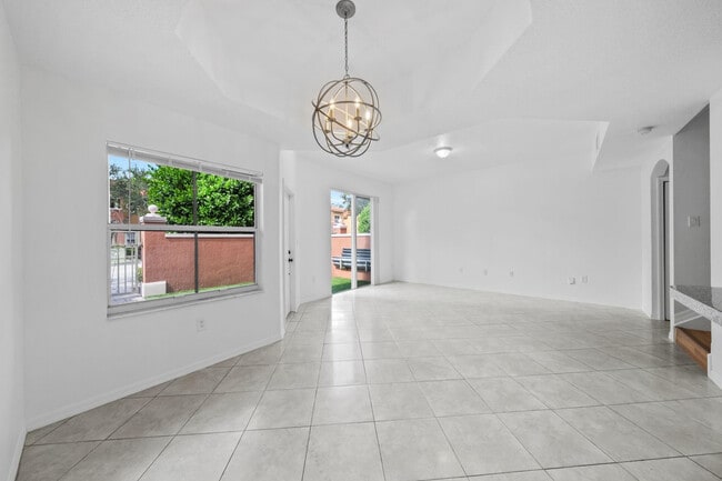 Photo - 717 SW 107th Ave Unit 2203