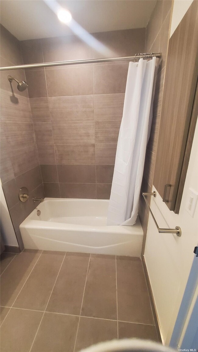 Photo - 700 Dickson St Unit A32