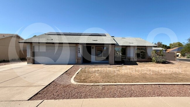 Photo - 962 E Hackamore St