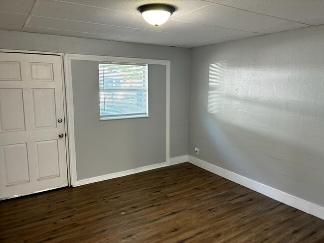 Photo - 2146 Inwood Terrace