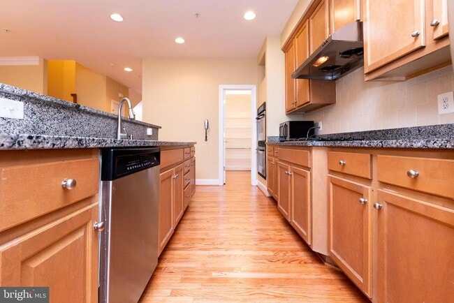 Photo - 1206 Maple Grove Ln