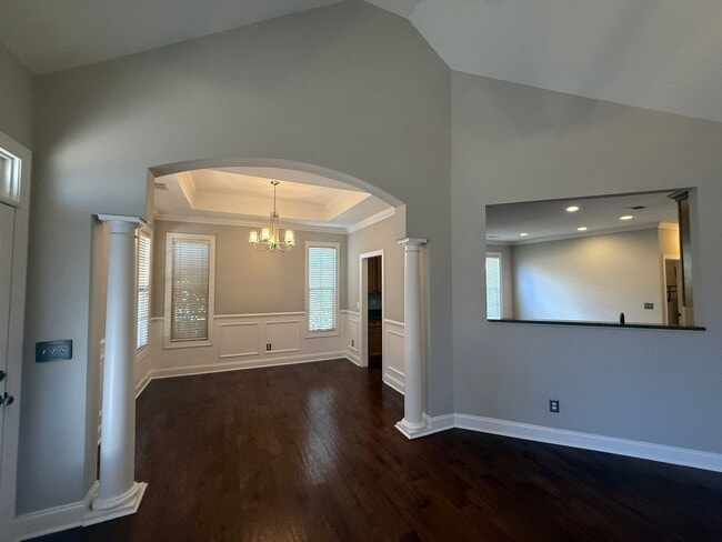 Photo - Well Maintained One Level Home in Gardens at Gatewood