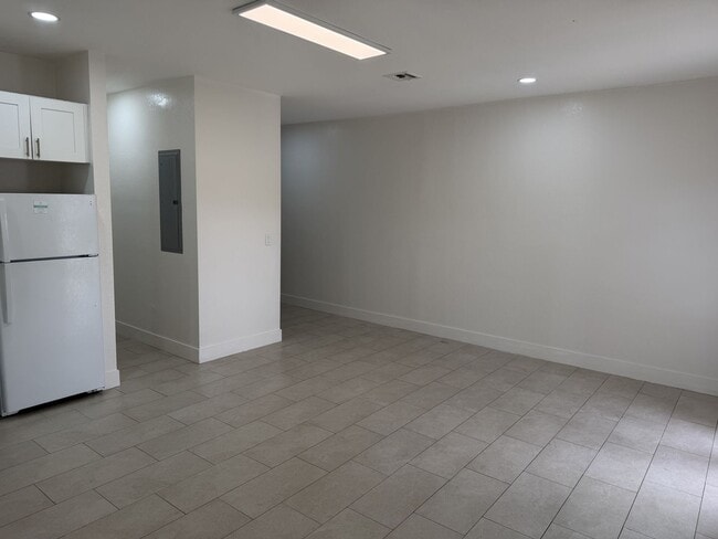 Photo - 2604 NW 20th St Unit 1