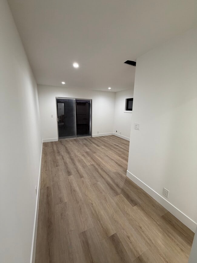 Photo - 8057 Nardian Way