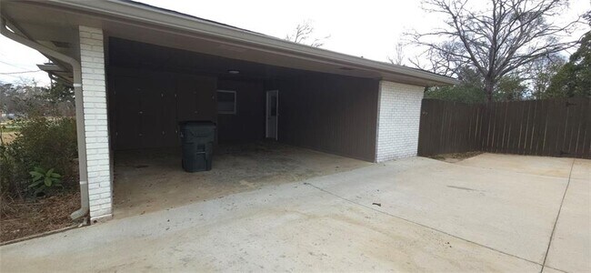 Photo - 5189 Forest Dr SE