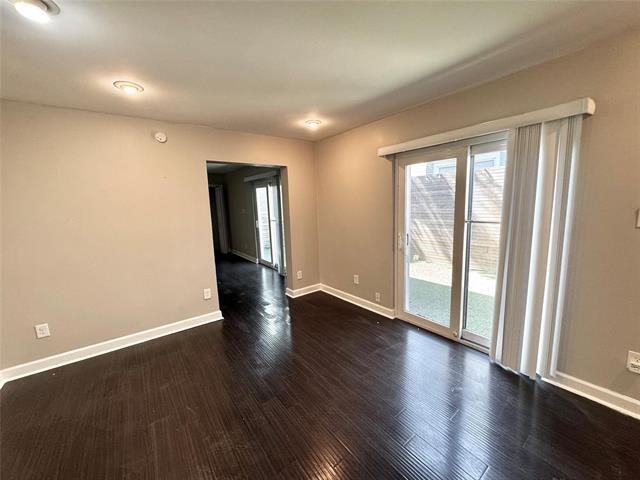 Photo - 4023 N Hall St Unit 102