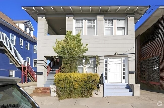 Building Photo - 5 N Newport Ave Rental