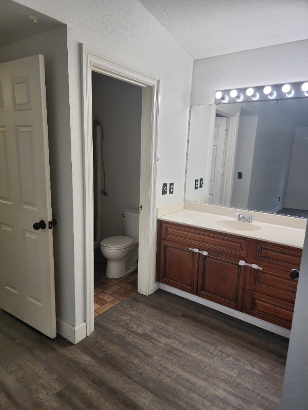 Photo - 1450 Busca Dr