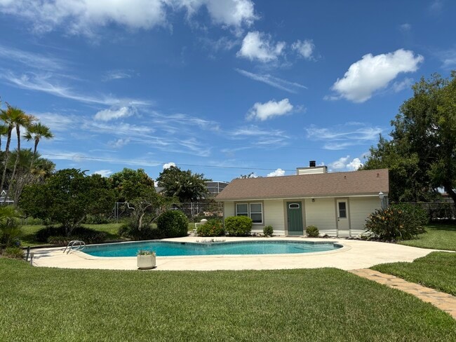 Photo - 662 Cortez Cir Unit Cottage