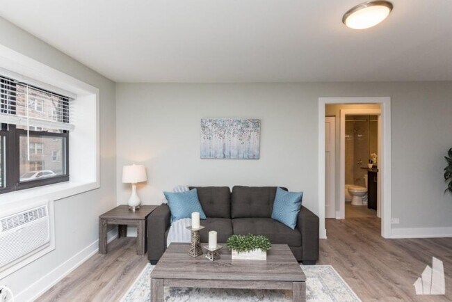 Photo - 1 bedroom in Chicago IL 60657